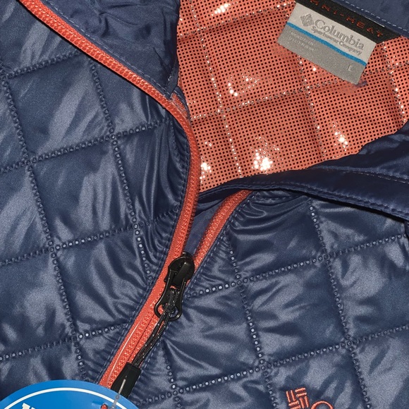 Columbia thermal jacket 😍😍 - Picture 3 of 5